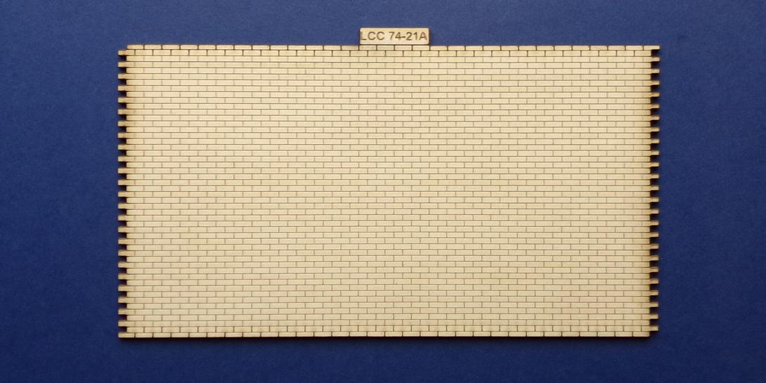 LCC 74-21A O gauge brick wall panel 88mm high Brick wall panel for industrial buildings.
